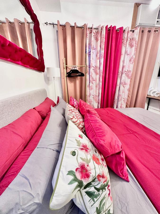 Aesthetic One Bedroom Beside Sm W Pool, Wifi And Netflix Cagayan de Oro Kültér fotó